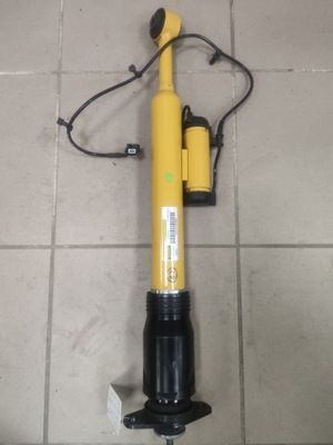 Dodge challenger srt задній амортизатор лівий 2015+ фото №1