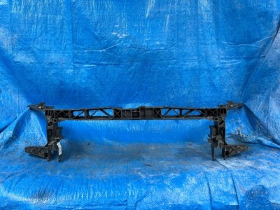 Mercedes glb w247 pas передній підсилювач фото №1