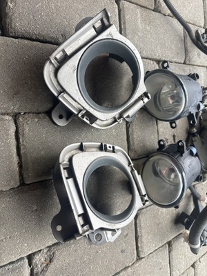 Рамка протитуманної фари протитуманна фара toyota prius iii фото №1