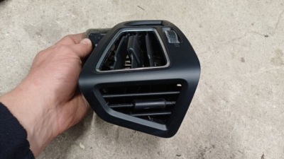 Ford kuga mk2 решітка обдув f1cb-r018b08-abw фото №1