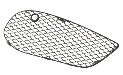 Решітка бампера перед права mercedes w205 фото №1