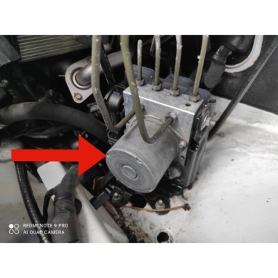 Насос тормозная насос abs mercedes sprinter 2 906 рестайлинг  2.2 cdi a9069001502 фото №1