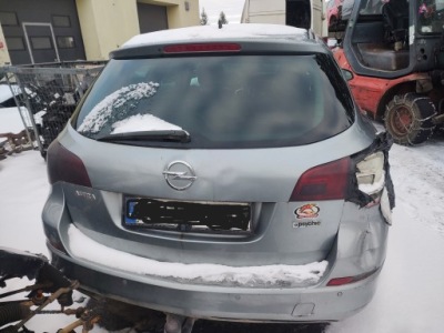 Opel astra j універсал 1,7cdti вісь  балка підвіска задні фото №1