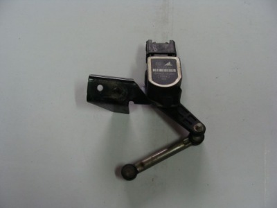 Датчик вирівнювання alfa romeo stelvio 1307213007 фото №1