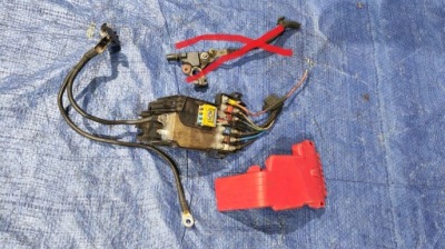 Клемма плюсовая модуль аккумулятор peugeot partner ii citroen berlingo iii 08- фото №1