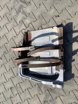 Кронштейн каталізатора renault dxi volvo fh fm фото №1