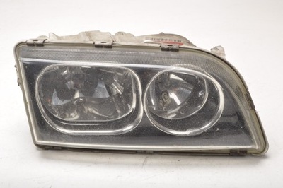 Volvo s40 v40 лампа права передня 30899879 eu фото №1