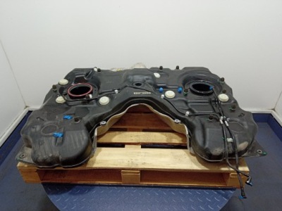 Mercedes gls x166 3.0 cdi бак bak топлива a1664710701 фото №1