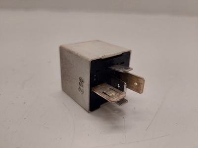 Реле opel оригінальний номер 09173931 фото №1