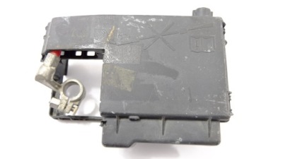 Opel meriva b клемма плюсовая аккумулятор 13354390 фото №1