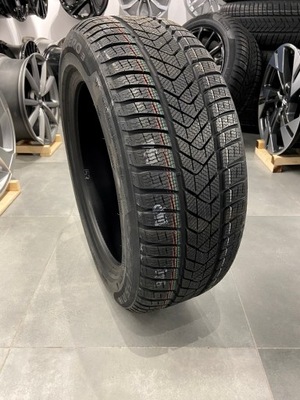 225/55R18 Pirelli SottoZero 3 102V A0 zimowe 2021r.