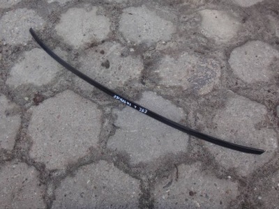 Ліва молдинг дахова дах bmw 1 e82 sapphire фото №1