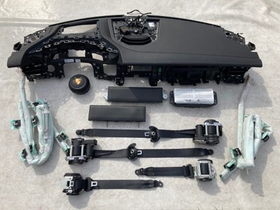 Porsche taycan 9j1 hud панель приладів консоль подушки безпеки ремені фото №1