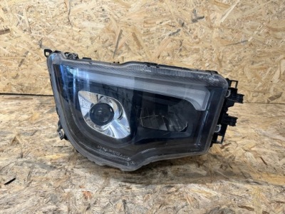 Mercedes actros mp4 mp5 лампа права перед передня a9618203159 фото №1