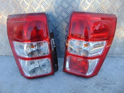 Suzuki grand vitara 5d лампа задня права 05- фото №1