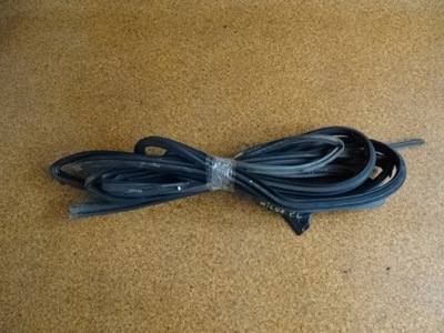 Toyota hilux 07r прокладка дверь перед левый фото №1