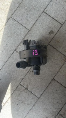 Дополнительная помпа циркуляция wody bmw i3 8600285 фото №1