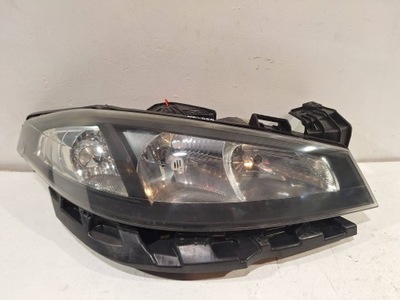 Лампа перед права 8200481197 renault laguna ii lift 05- фото №1