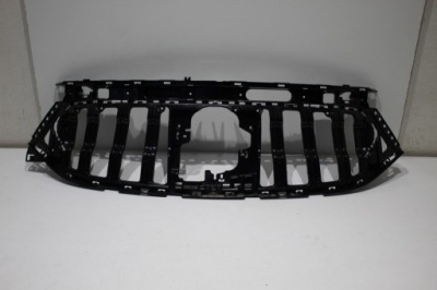 Mercedes eqb eqa w243 решітка радіатора ідеальний стан фото №1