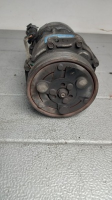 Компрессор кондиционера skoda octavia 1.9tdi 02r фото №1