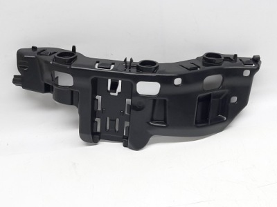 Audi q7 кронштейн направляющая бампера 4m0807284 фото №1