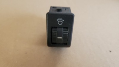 Toledo 1 переключатель регулировки света 1l0941333 фото №1