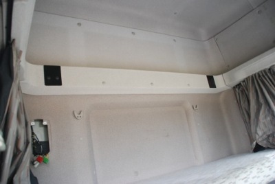 Оббивка обшивка кабіни спинка стеля daf cf106 фото №1