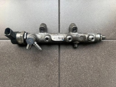 Молдинг впрыскная audi vw 059130089ah фото №1