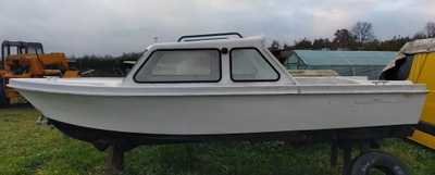 Łódka łódź kabinowa wędkarska yacht 5.1m