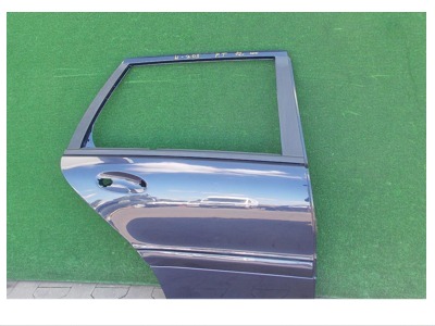 Mercedes w203 c-klasa 02r kombi дверь правое задняя фото №1