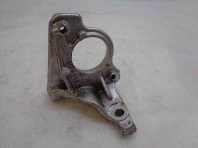 Citroen peugeot кронштейн опора полуось 9801017180 фото №1