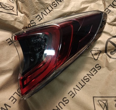 Лампа задня права toyota chr led 16-19 81550-f4031-00 фото №1