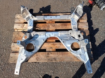 Подрамник подрамник подрамник alfa romeo stelvio q4 фото №1