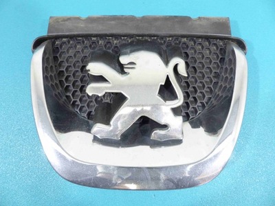 Решітка радіатора решітка радіатора logo емблема peugeot 308 i 07-11 фото №1