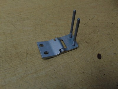 Петля багажника vw transporter 03- le фото №1