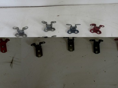 Toyota auris ii петля дверь левый задняя разные цвета фото №1