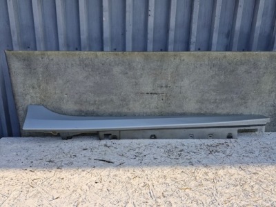 Bmw 1 f40 2 f44 молдинг поріг права 7461382 фото №1