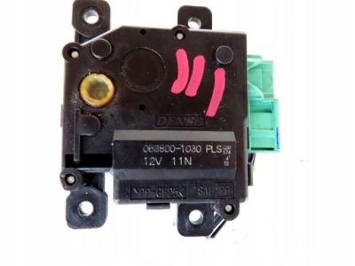 Моторчик отопителя toyota yaris 3 2011-2017 год 063800-1030 фото №1
