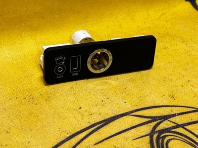 Роз'єм usb прикурювач aux range rover vogue l405 фото №1