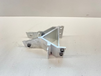 Кронштейн кронштейн кронштейн радіатора bmw 5 m5 f90 фото №1