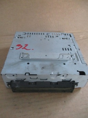 Радио радиопроигрыватель cd volvo c30 c70 s40 v50 30732600-1 фото №1