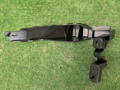 Jaguar i-pace правый кронштейн бампера заднего фото №1