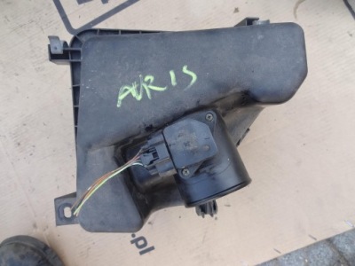 Корпус фільтра повітря toyota auris i 2.2 d фото №1