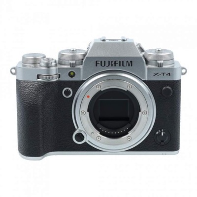 FujiFilm X-T4 srebrny body