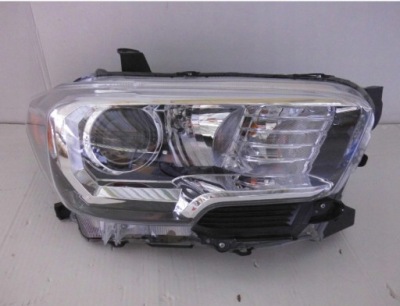 Лампа перед передня права toyota tacoma 16-17 usa фото №1