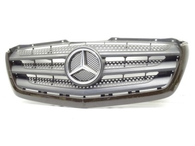 Решётка  решётка радиатора эмблема mercedes sprinter 906 рестайлинг  2014- 9068800785 комплект фото №1