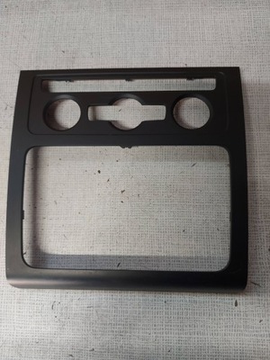 Vw touran ii рамка радіо панель кондиціонера 1t0858071s фото №1