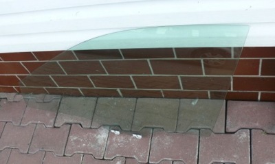 Стекло боковая дверь левый перед subaru legacy v 5 фото №1