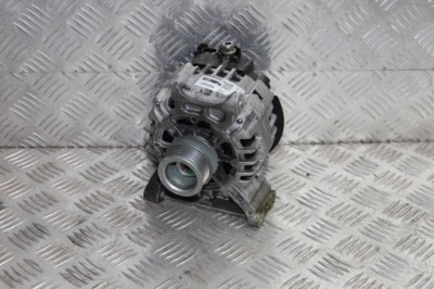 Mercedes w245 генератор 2661541302 1.5 фото №1