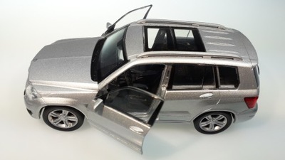 Mercedes-Benz GLK Srebrny Metalowy Model WELLY 1:34